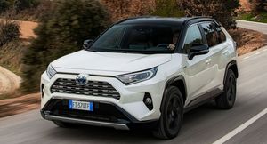 Toyota RAV4 пятого поколения — с каким мотором выбрать