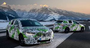 Интерьер новой Skoda Fabia раскрыли во время тест-драйва