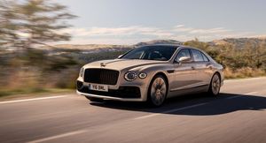 Bentley Flying Spur: Идеальный, но не без подвоха