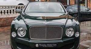 Лимузин Bentley Mulsanne королевы Елизаветы II выставили на продажу