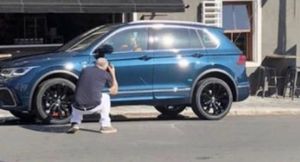 Купеобразный паркетник Volkswagen Taigo сфотографировали без камуфляжа