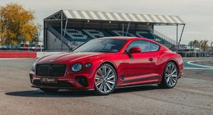 Bentley рассекретила новый Continental GT Speed с системой заднего рулевого управления