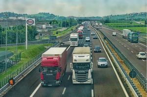 Диагностическое оборудование для обслуживания грузовиков