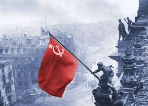 На Украине заводят дела из-за советского флага и фотографий с георгиевской лентой