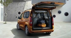 Начались продажи электрического минивэна Vauxhall Opel Combo-e Life 2021 года