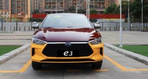 Китайский электрокар BYD e3 для автошкол за 1 500 000 руб. получил имитацию «механики»