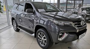 В мае 2021 года Toyota изменила цены на три свои модели в России