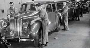 Заводу Bentley в Крю исполняется 75 лет