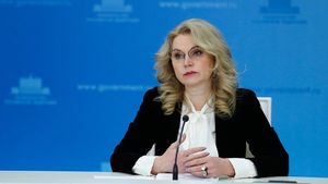 Голикова отвергла идею региональных COVID-паспортов: "Недопустимо"