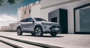 Совершенно новый кроссовер Beijing X7 Plus практически готов к выходу на рынок