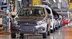 АвтоВАЗ приступил к производству удешевленного универсала Lada Granta