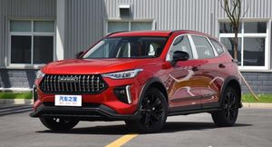 У кроссовера Jolion появился богато оснащенный аналог от Haval