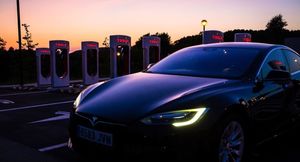 Камеры Tesla помогают находить преступников