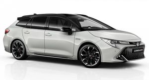 Toyota готовит спортивную версию гибридной Corolla Touring Sports GR Sport