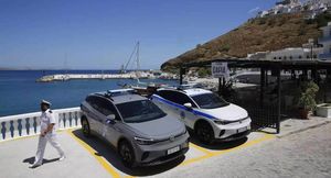 Концерн Volkswagen передал восемь электрокаров ID.4 греческому острову Астипалея