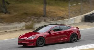 Tesla S Plaid преодолела четверть мили всего за 9,247 секунды — это новый мировой рекорд