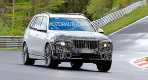 Флагманский внедорожник BMW X7 заметили на тестах