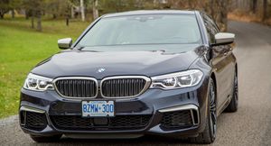 BMW признала, что седан M550i xDrive медленнее, чем заявлено