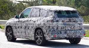 Прототип BMW X1 нового поколения заметили на тестах