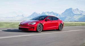 Tesla отказалась от производства модели Model S Plaid Plus