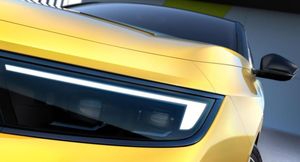 Появились первые изображения новой версии Opel Astra