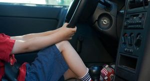 Дети за рулем стали участниками 49 ДТП в 2021 году
