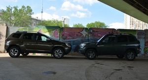 Сравнение Lada Niva Travel и Renault Duster — экстерьер, оснащение и проходимость