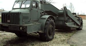 МАЗ 529 — одноосный тягач из СССР