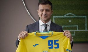 УЕФА обязал Украину убрать с формы бандеровский лозунг