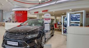 Toyota повысил стоимость некоторых моделей в России