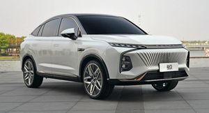 SAIC выпустит на рынок новый купе-кросс Roewe Whale в сентябре