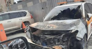 Во Владивостоке преступники подожгли две машины с целью мести