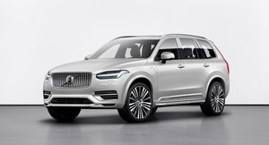 Новый электрокар Volvo уже в «базе» получит беспроводные обновления системы помощи водителю