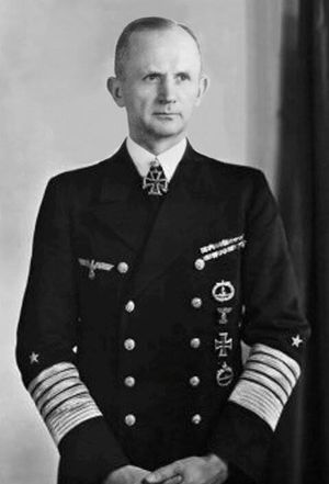Морские истории. Как адмирал Нимиц спас адмирала Деница от виселицы