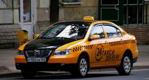 Такси поможет водителям легко найти ближайший пункт вакцинации
