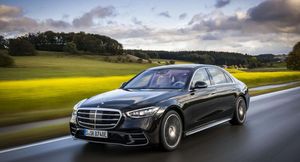 Новый Mercedes-Benz S-Class можно заряжать от розетки