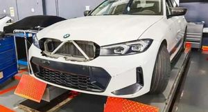 Первая фотография без камуфляжа BMW 3-Series: гигантских «ноздрей» больше нет