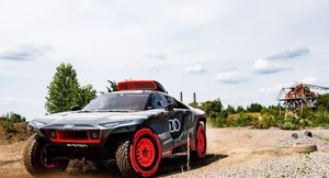 Audi тестирует RS Q E-Tron для ралли Дакар