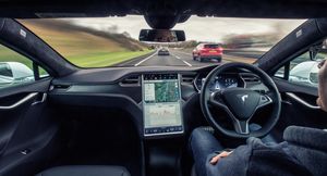 В автопилоте Tesla обнаружили новый сбой