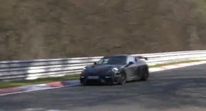 Porsche тестирует спорткупе Porsche 718 Cayman GT4 RS на Нюрбургринге практически без камуфляжа