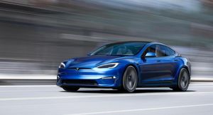 Клиенты Tesla Model S теперь могут забирать свои автомобили