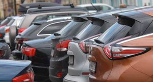 В Москве выявлено 28 нелегальных парковок