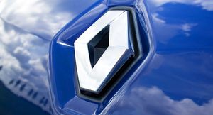 Renault повысил стоимость базовых моделей в РФ