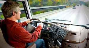 Водители грузовых автомобилей начали переходить в e-commerce