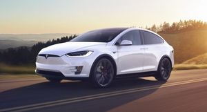 Tesla сыпется. Американец дважды избавился от Model X