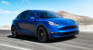 Владелец Tesla рассказал о "косяках" его электромобиля за 100 000 долларов
