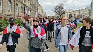 Лукашенко попросил белорусских студентов не возвращаться из Европы
