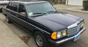 Редкий лимузин на базе Mercedes W123 продали дешевле 7 000 долларов