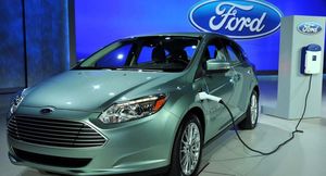 Компания Ford Motor будет привлекать внимание клиентов к электромобилям