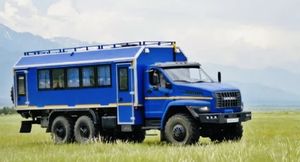Вахтовый автобус - новая разработка Урал